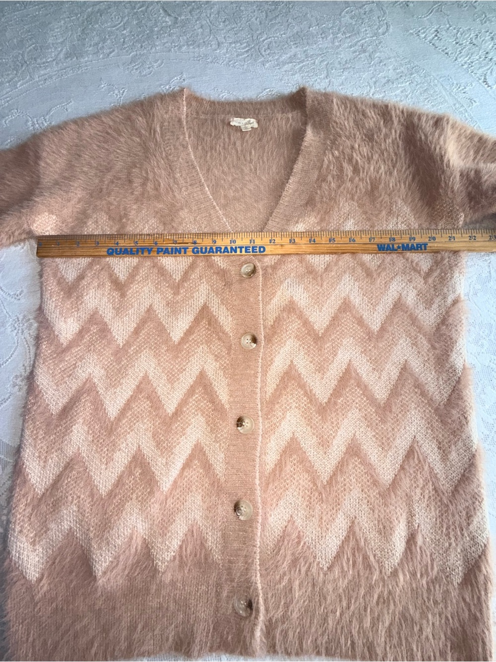 Hem & Thread Beige Fuzzy Chevron Knit Button Up Cardigan Sweater Large - Picture 9 of 13